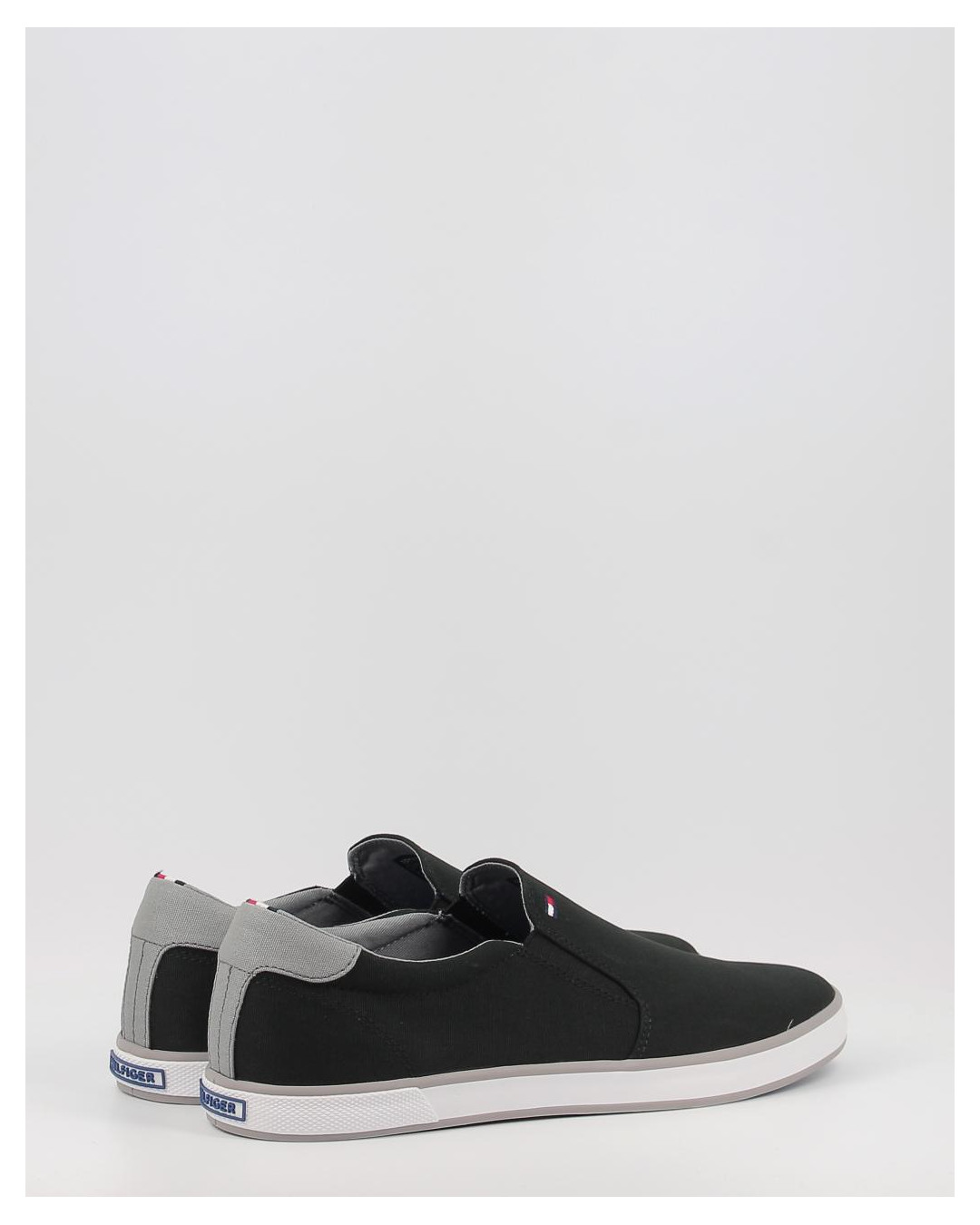 Zapatillas Tommy Hilfiger ICONIC SLIP ON SNEAKER negro