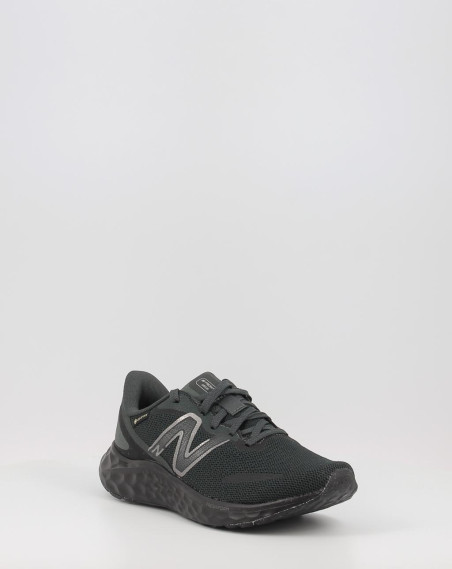 Zapatillas New Balance WARISGB4 negro