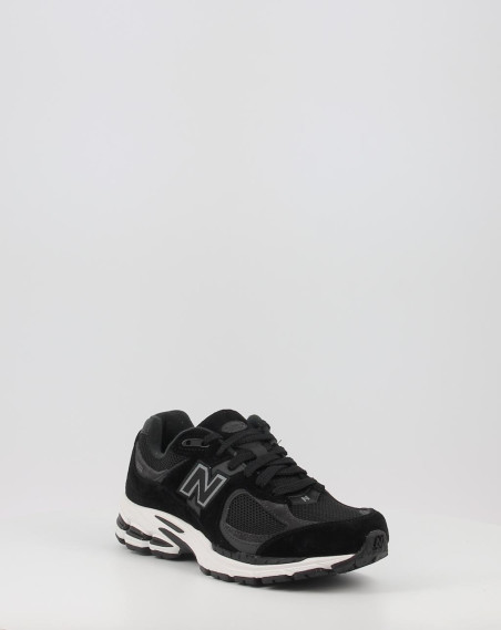 Zapatillas New Balance M2002RBK negro Zapatillas New Balance M2002RBK negro
