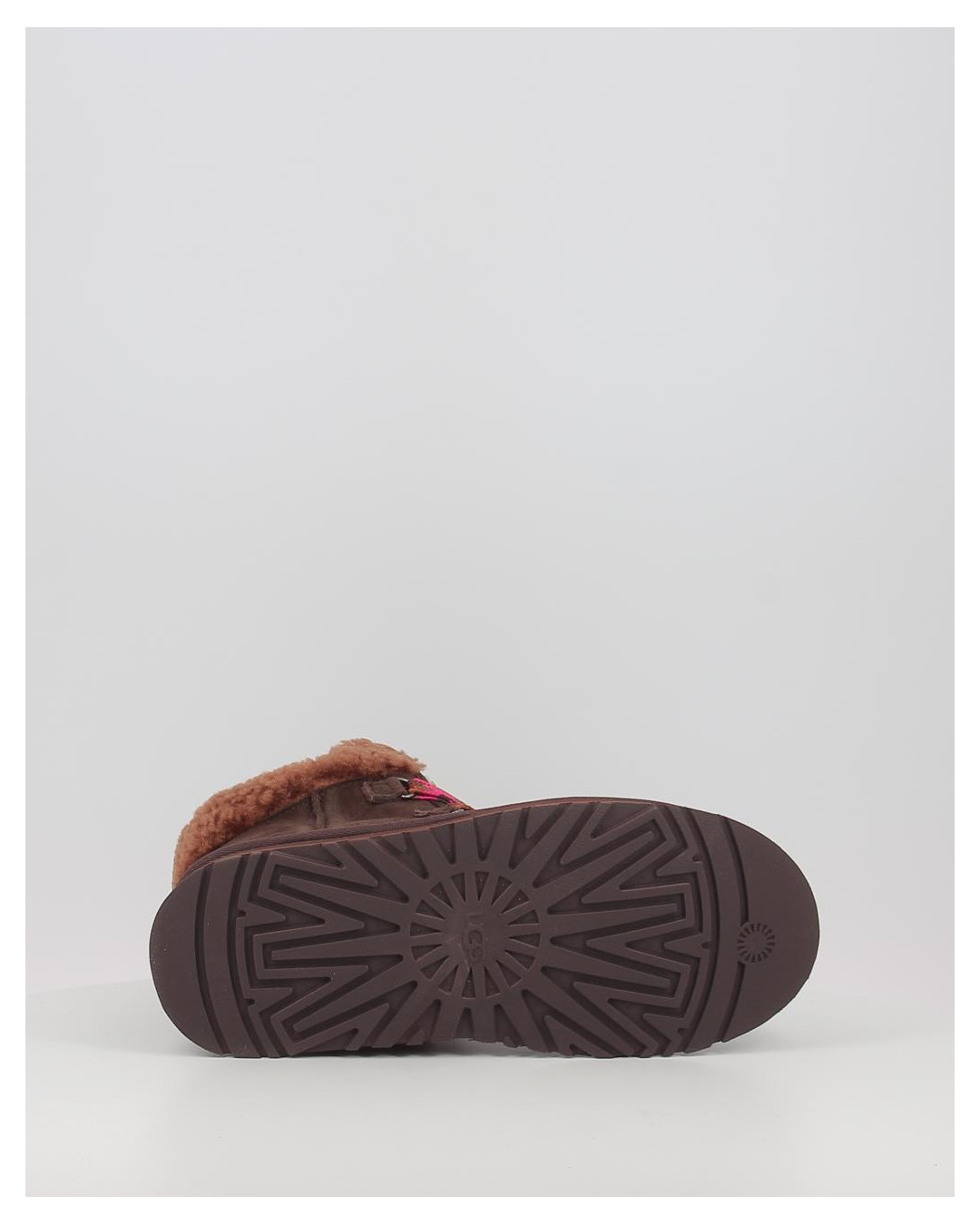 Botas Ugg FUNKARRA CABIN CUFF marrón