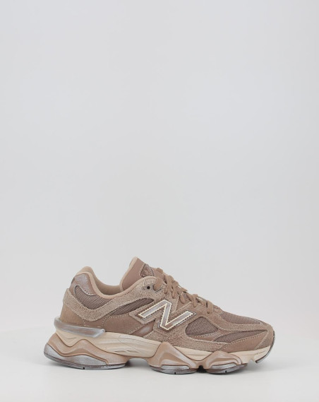 Zapatillas New Balance U9060PB marrón Zapatillas New Balance U9060PB marrón