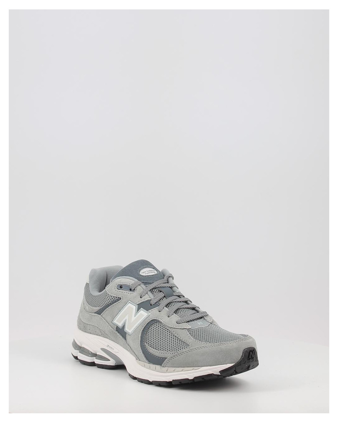 Zapatillas New Balance M2002RST MEN gris