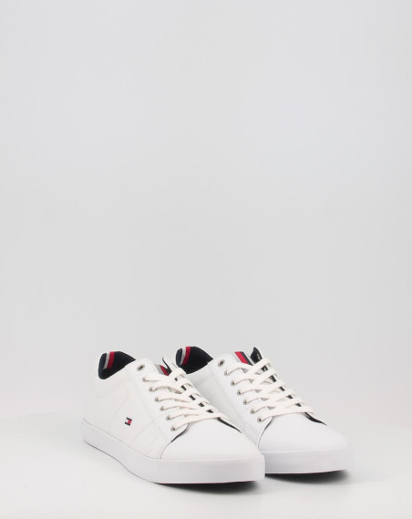ICONIC LONG LACE SNEAKER