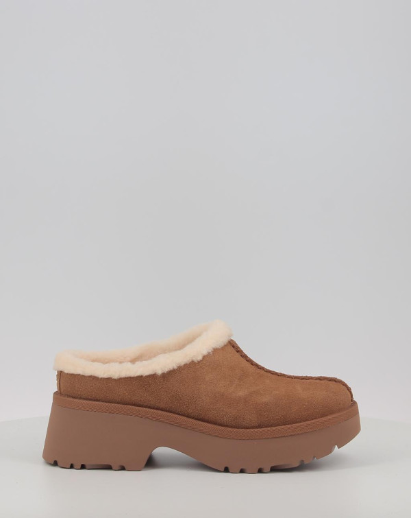 NEW HEIGHTS COZY CLOG