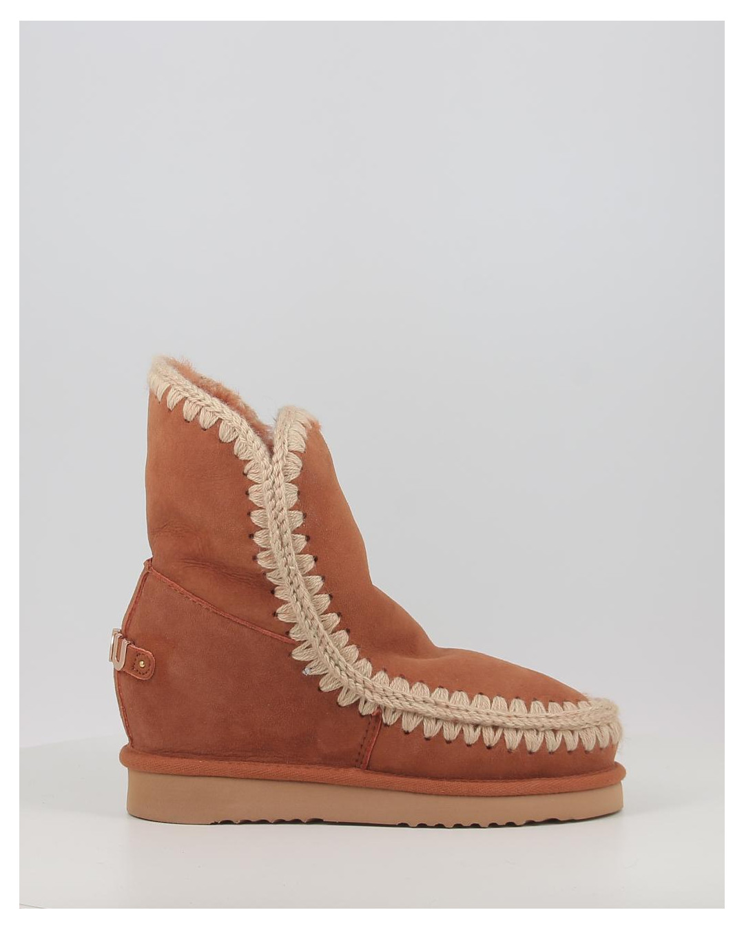 INNER WEDGE SHORT BIG LETTER LOGO