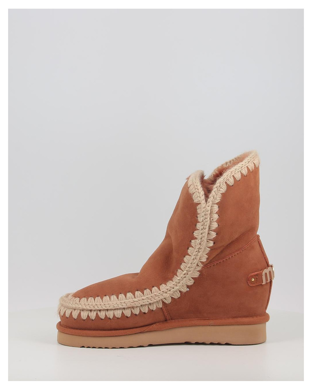 INNER WEDGE SHORT BIG LETTER LOGO