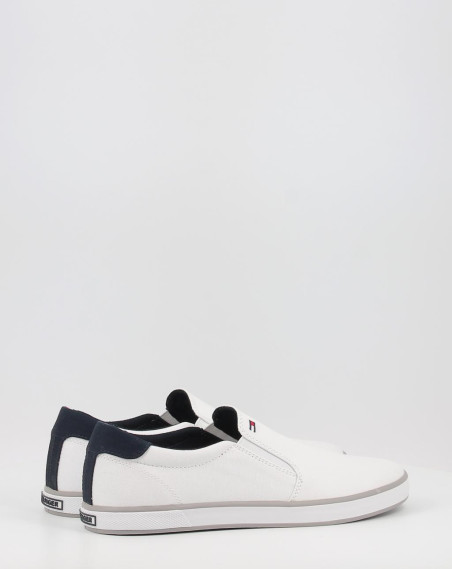 ICONIC SLIP ON SNEAKER