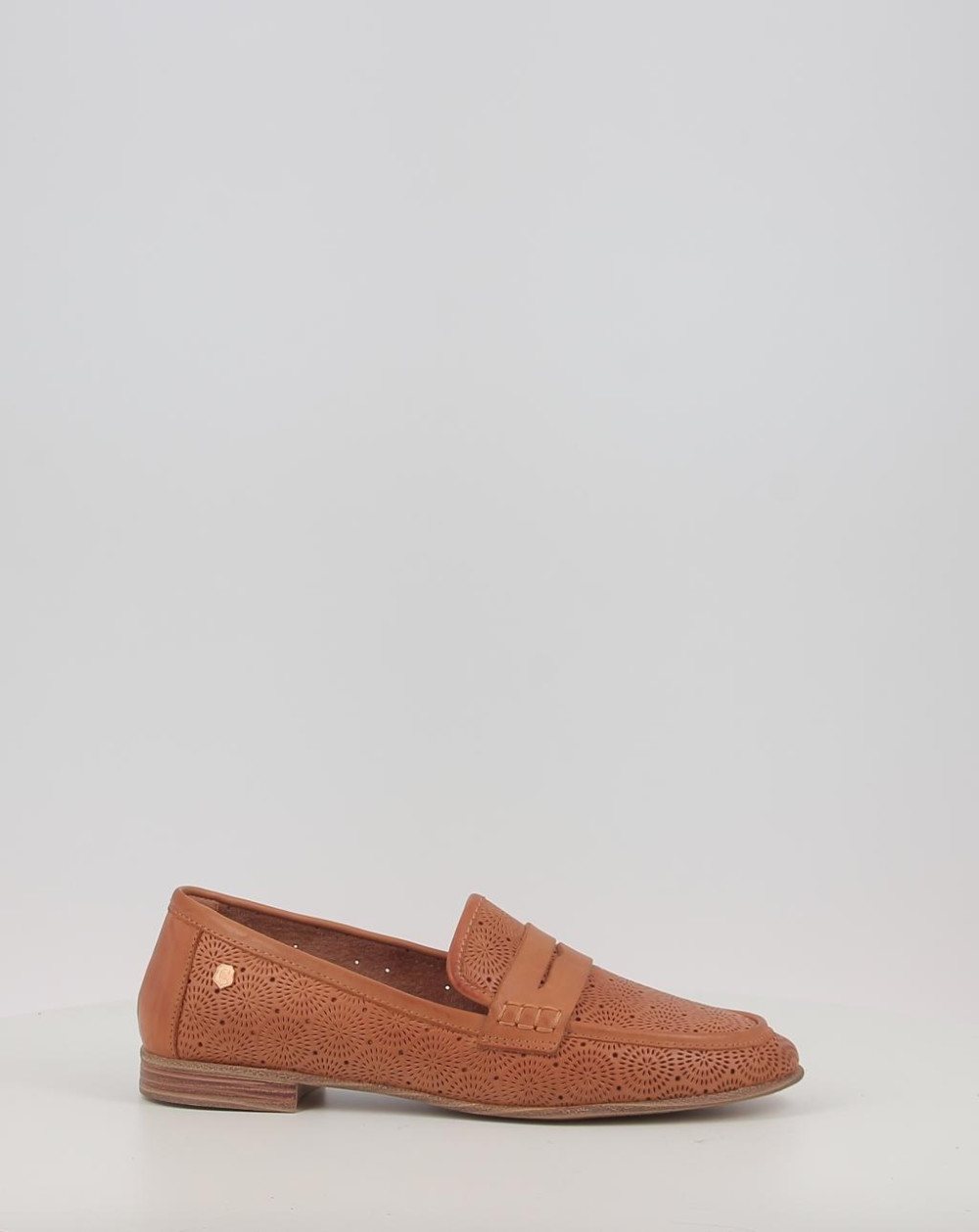 Mocasines Carmela 16217003 cuero talla 39
