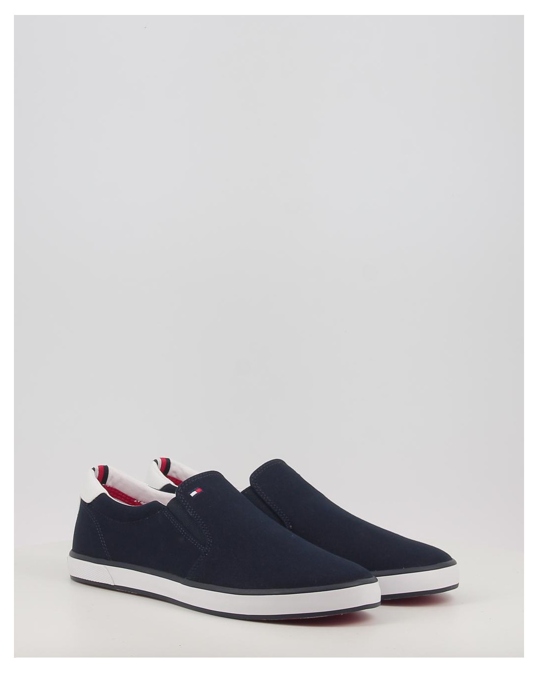 ICONIC SLIP ON SNEAKER