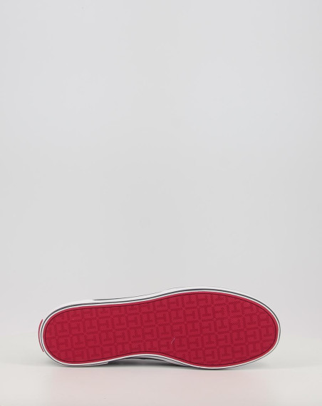 ICONIC SLIP ON SNEAKER ICONIC SLIP ON SNEAKER