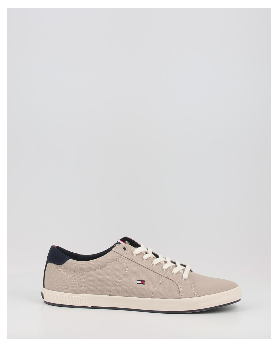 ICONIC LONG LACE SNEAKER