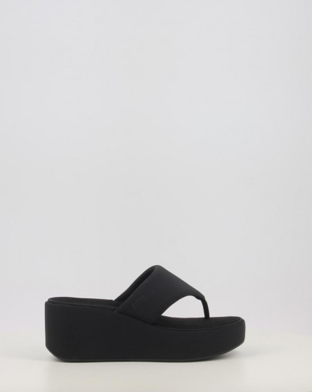 PLATFORMS WEDGE TOE POST SANDALS PLATFORMS WEDGE TOE POST SANDALS
