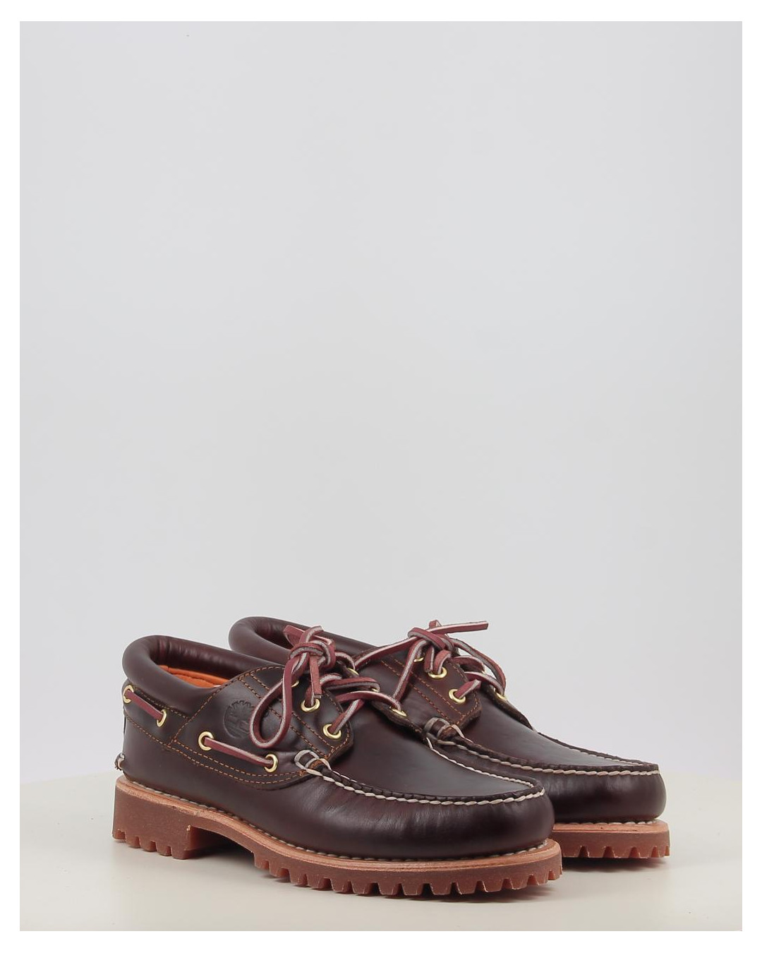 AUTHENTIC BOAT SHOE