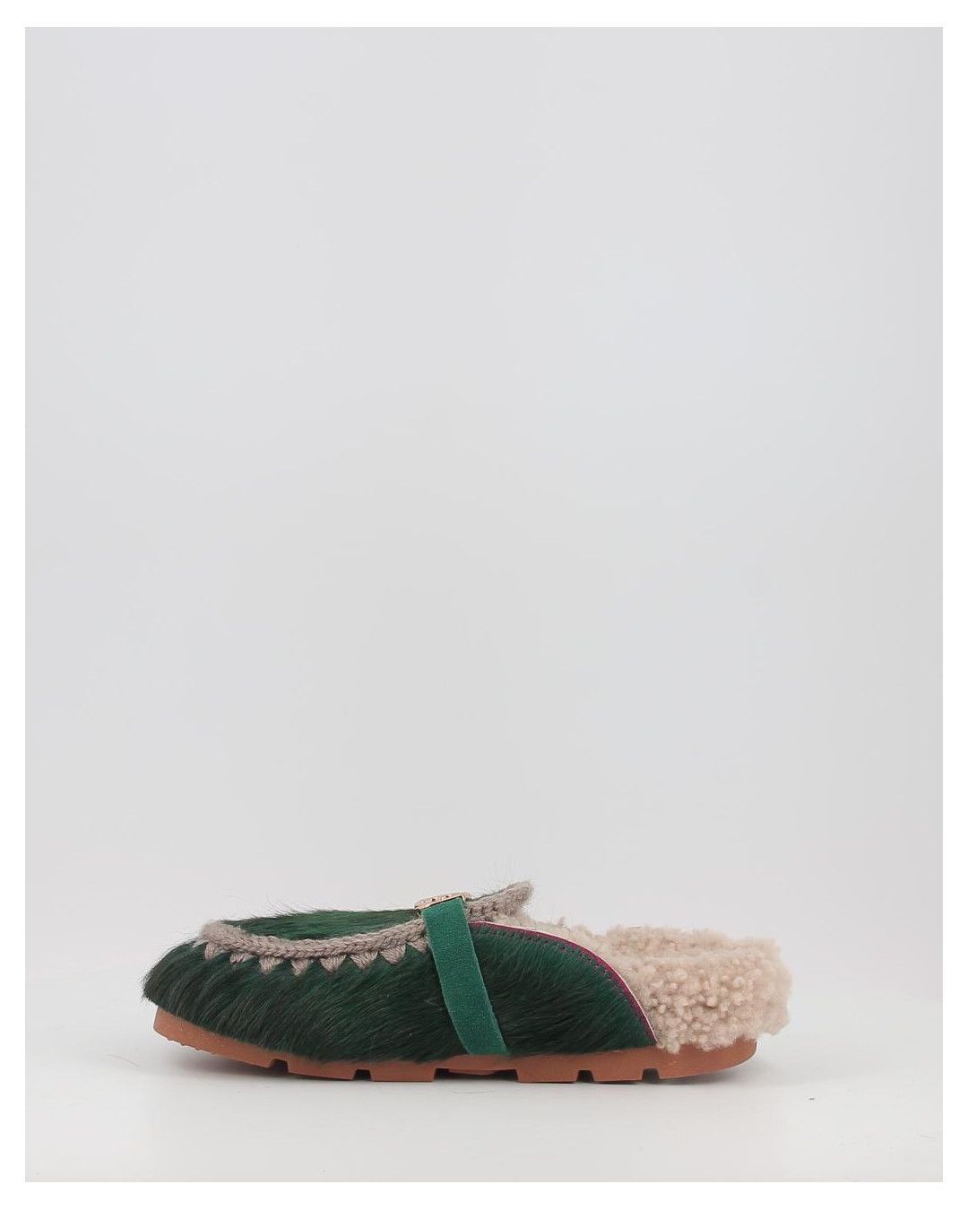 WINTER BIO LG LONG HAIR PONYLOGO