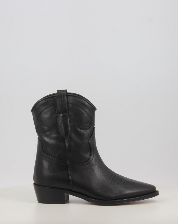 CECILE 2235