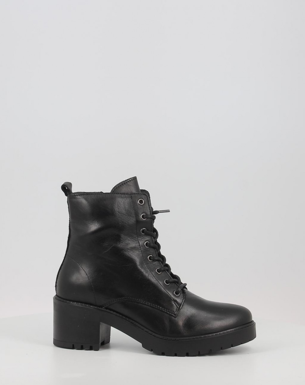 Botines Traveris IB1988 negro talla 39
