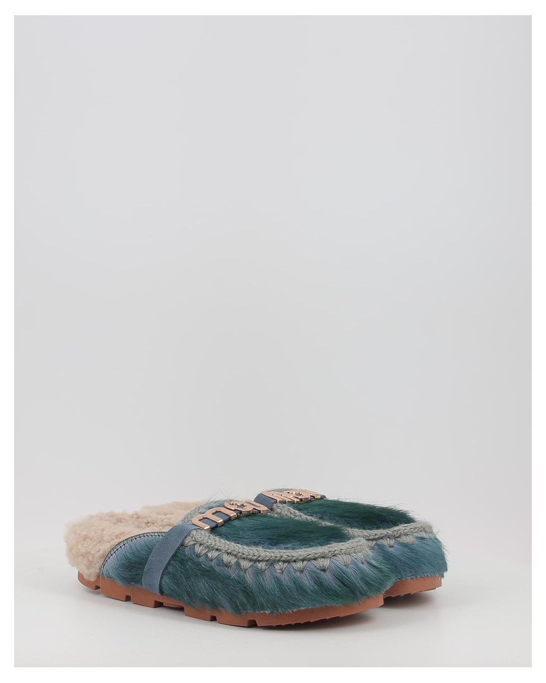 WINTER BIO LG LONG HAIR PONYLOGO