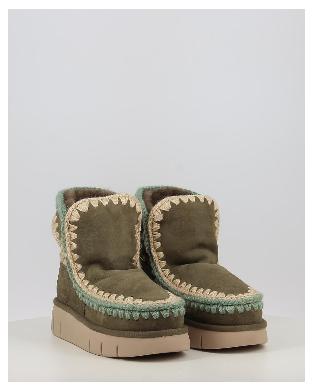 BOUNCE BOOT OVERSTITCHING