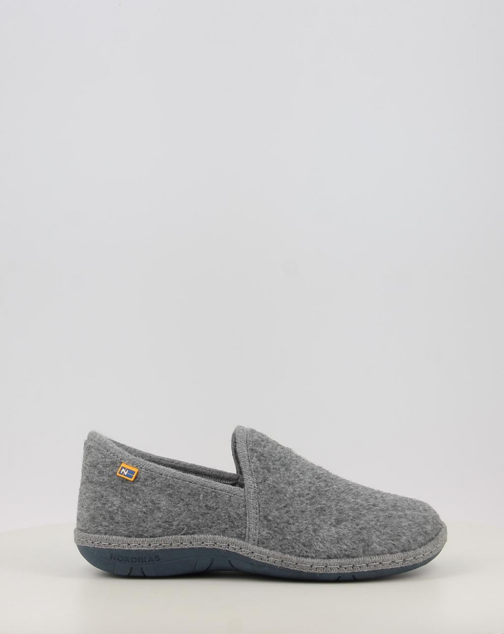Zapatillas de Casa Nordikas 2631 gris talla 40