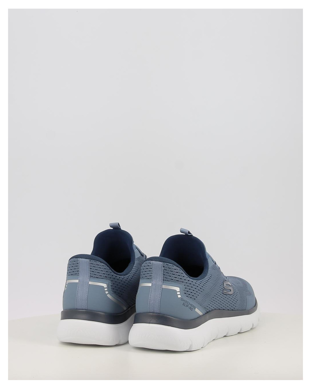 SLIP INS SUMMITS TOP RATE 233045