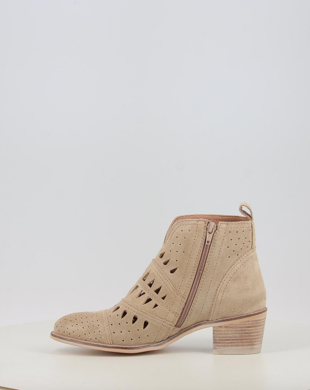 Botines Alpe NELLY 5433 arena talla 35