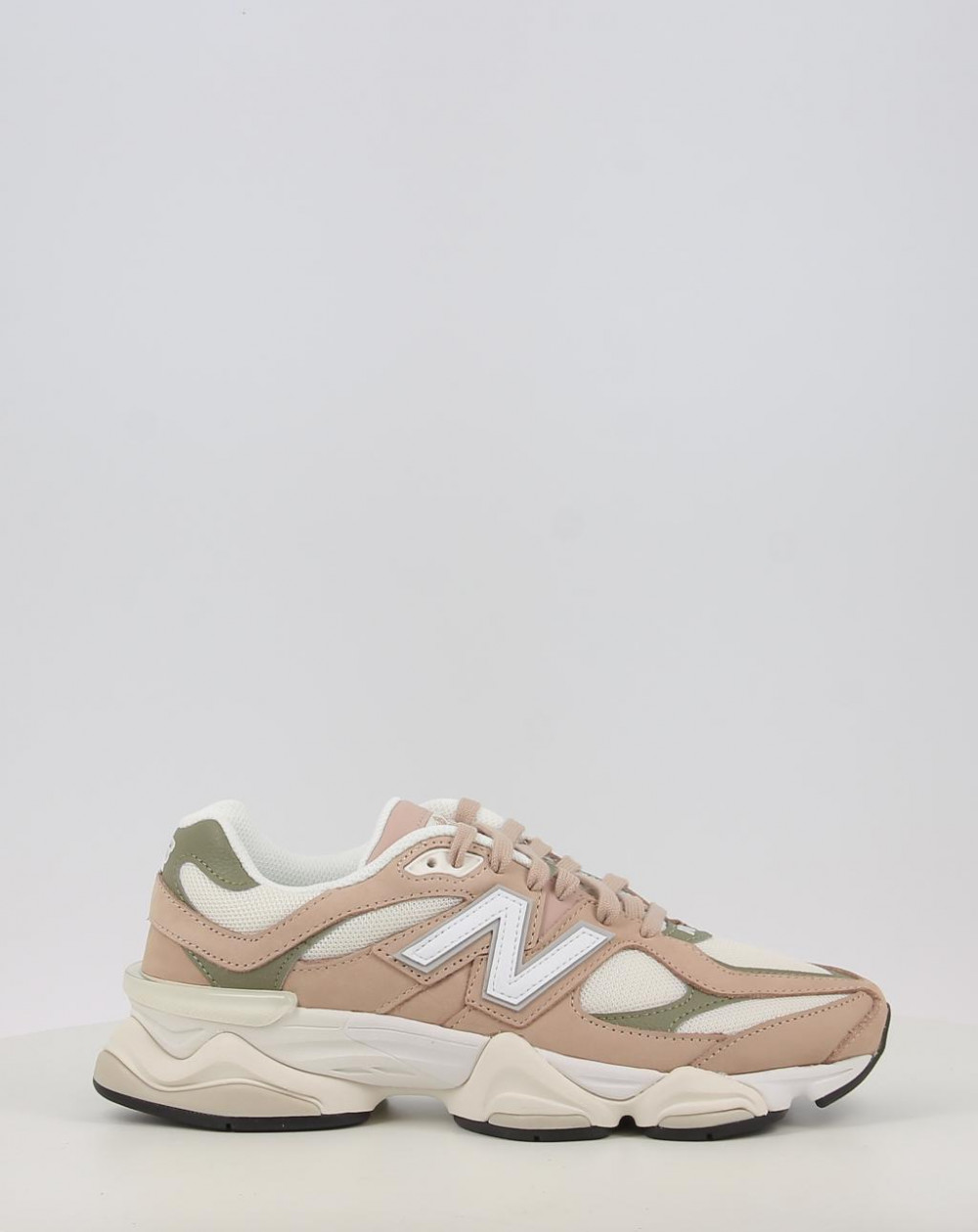Zapatillas New Balance U90606BI marrón talla 42,5