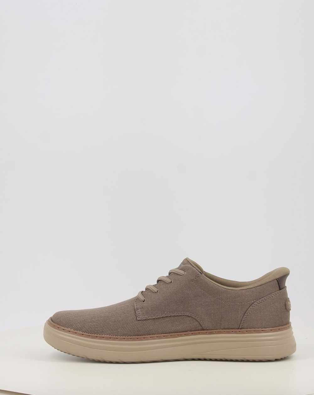 Zapatos Skechers HYLAND 205701 taupe talla 39,5