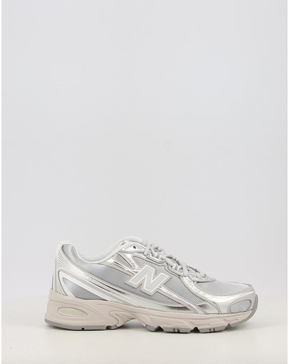 Zapatillas New Balance U7405I7 gris talla 36