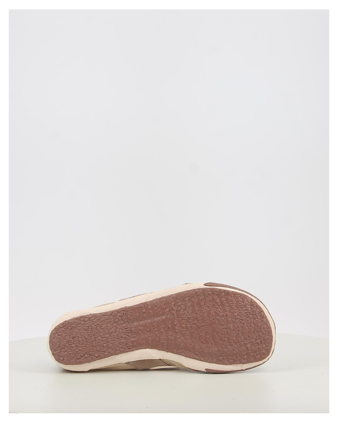 JOANETA BAREFOOT 3774