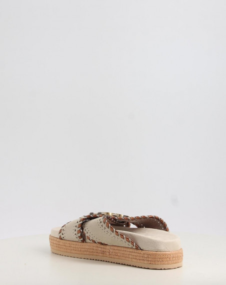 CRISS CROSS SANDAL METSTITCH