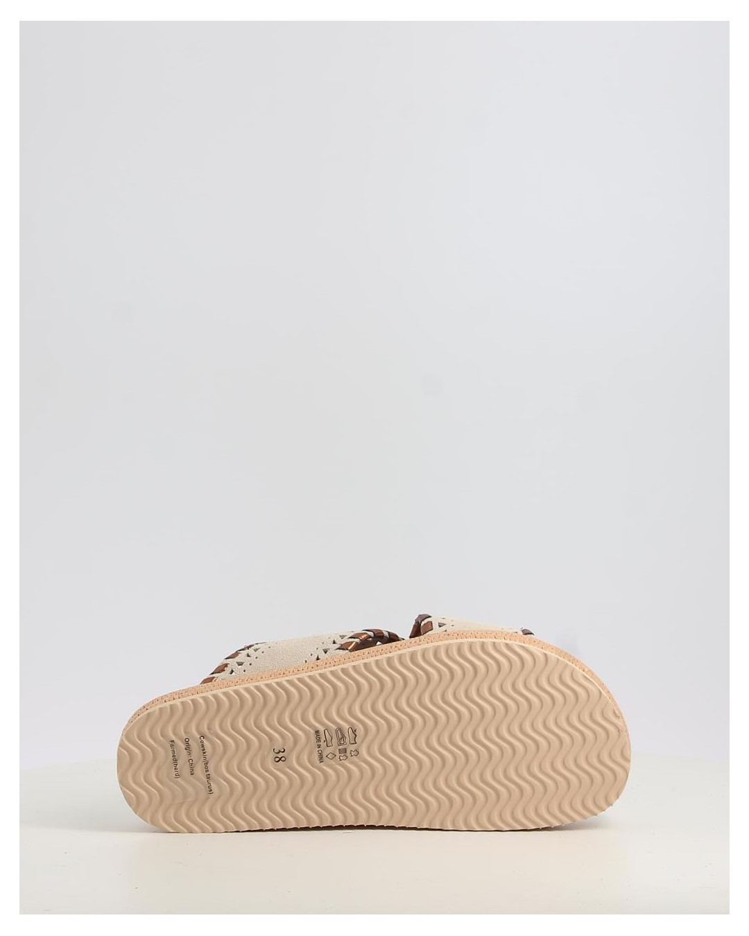 CRISS CROSS SANDAL METSTITCH