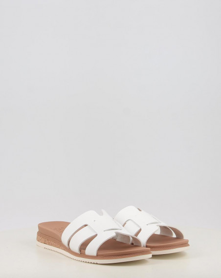 BOBS DESERT KISS LOW PEAK LOOK 114707