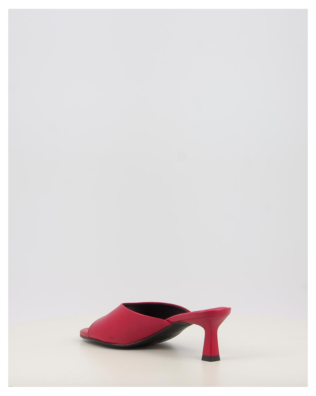 RENATA Flat Red