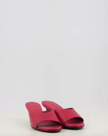 RENATA Flat Red