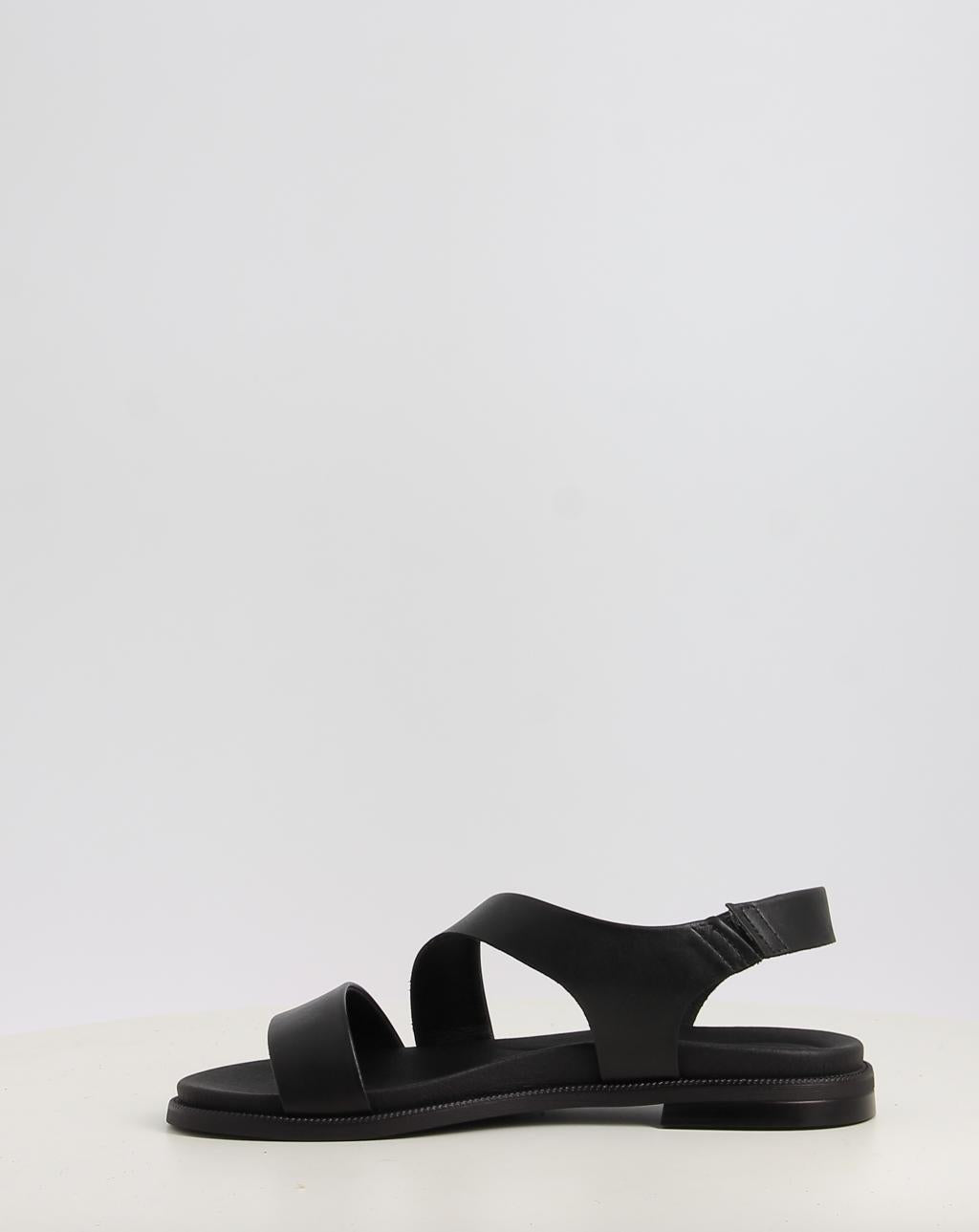 NAVIA W3E 0652