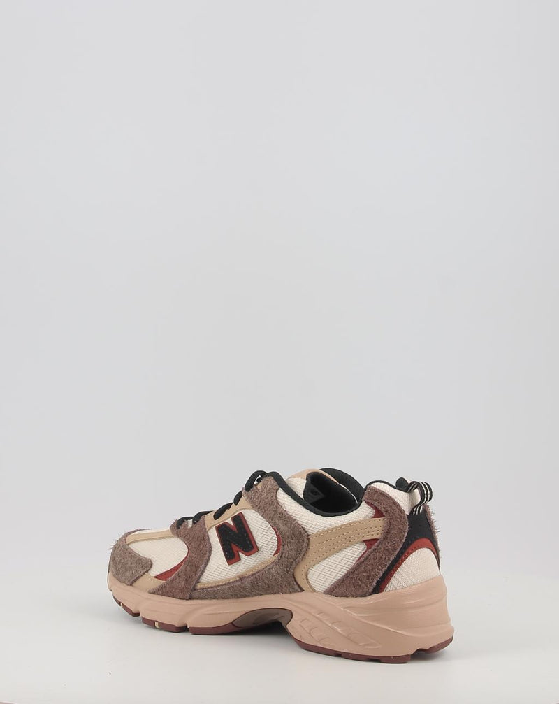 Zapatillas NEW BALANCE MR530SNC marrón