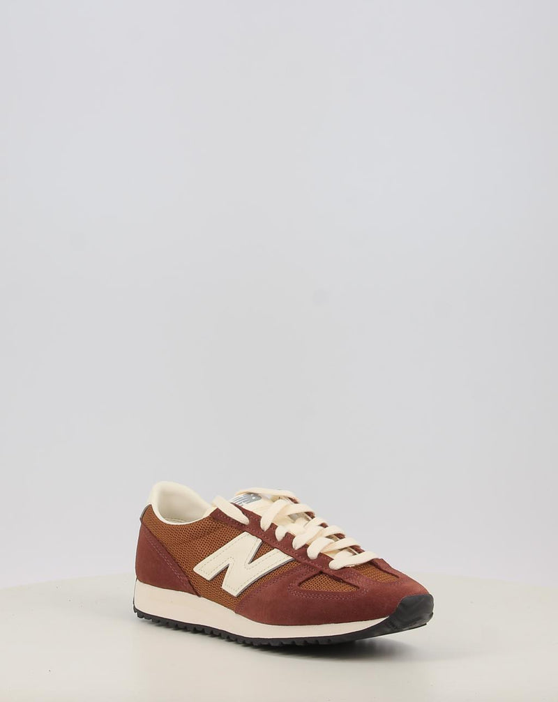 Zapatillas NEW BALANCE U4713G5 marrón