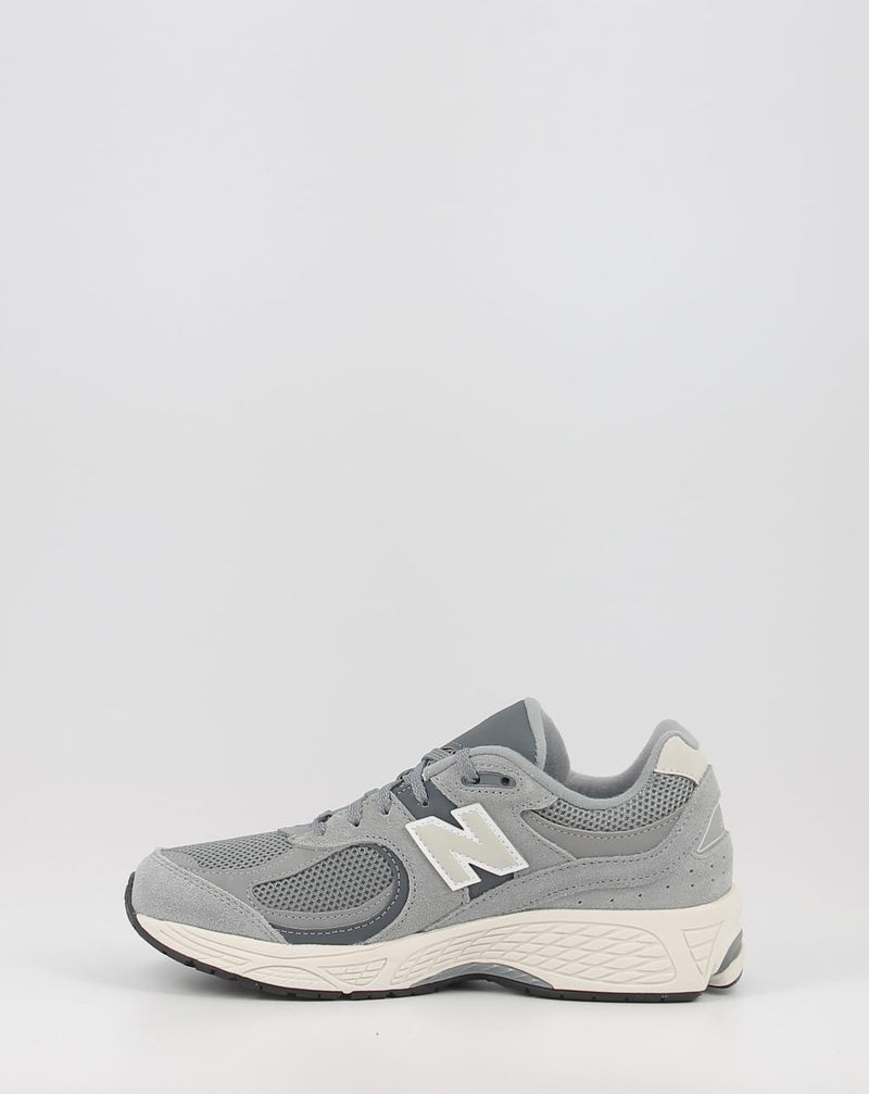 Zapatillas NEW BALANCE GC2002ST gris