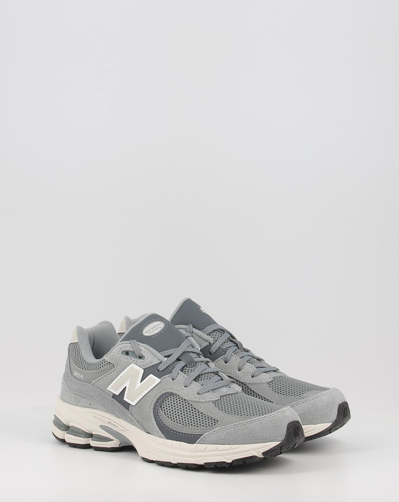 Zapatillas NEW BALANCE GC2002ST gris