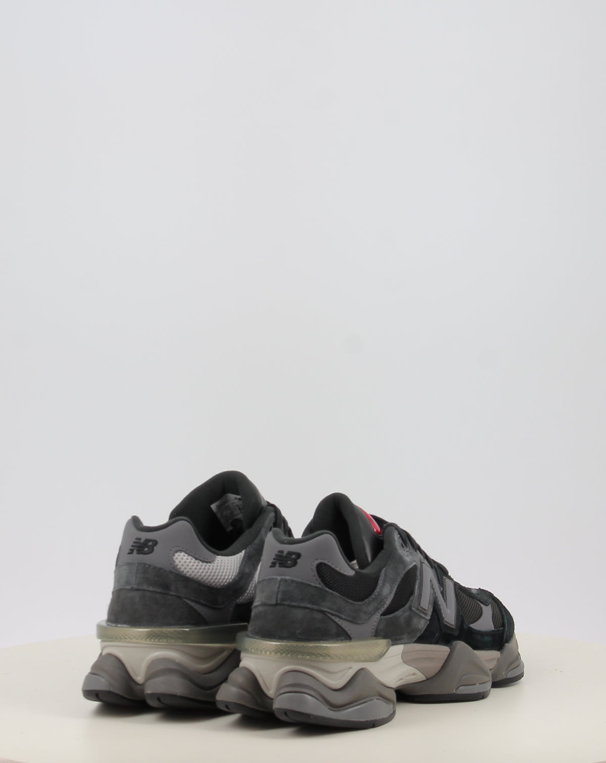 U9060BLK
