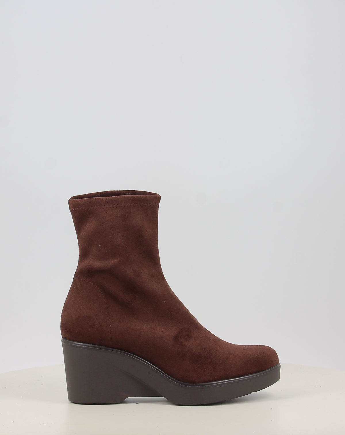CUSHY 075500